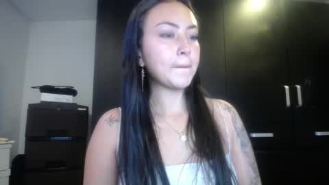 Holly online show from 8, 2, 2026