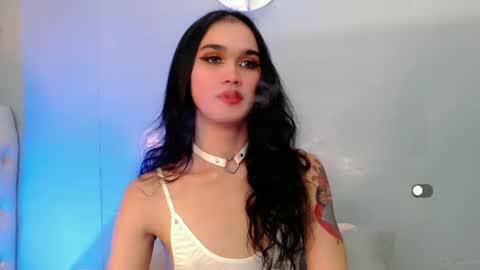 Apple online show from 1, 2, 2025