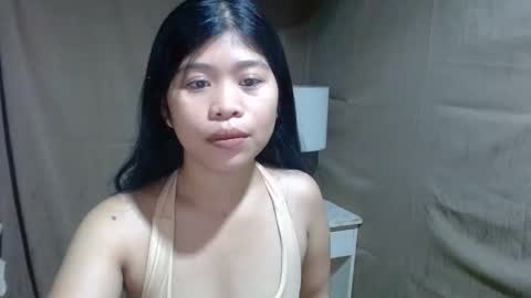 Snapshot of hollyapple_ chatting on 3, 2, 2026 HollyApple online show from 3, 2, 2026