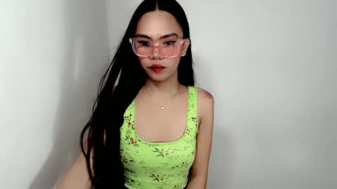 hollyhalo online show from 14, 10, 2025