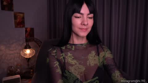 Holly Linder online show from 6, 2, 2025