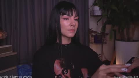 Holly Linder online show from 15, 11, 2025