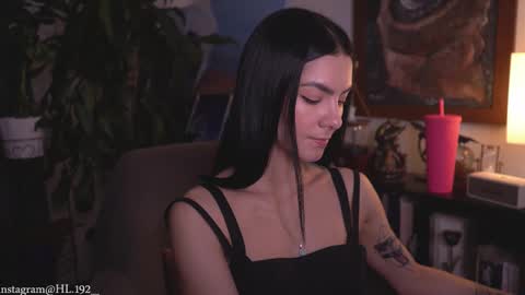 Holly Linder online show from 8, 3, 2026