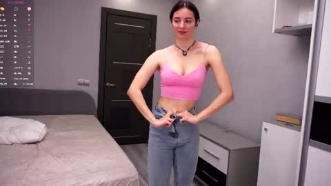 Snapshot of hollymonica chatting on 20, 6, 2026 Delly online show from 20, 6, 2026