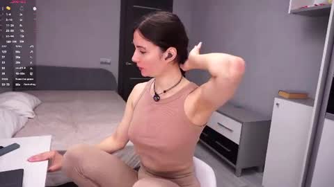 Snapshot of hollymonica chatting on 29, 6, 2026 Delly online show from 29, 6, 2026