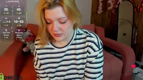 Holly online show from 12, 4, 2026