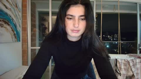 hollyshit_ online show from 24, 11, 2025