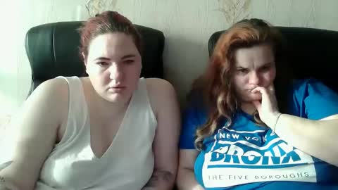 HollyXEva online show from 18, 2, 2026