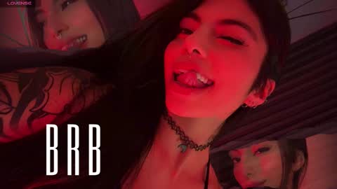 Snapshot of hollyxx_ chatting on 27, 2, 2025 holly online show from 27, 2, 2025