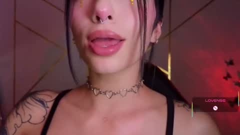 holly online show from 30, 10, 2025