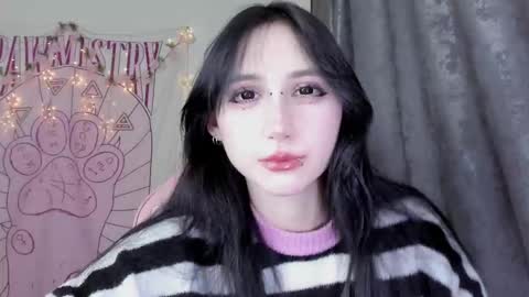 Snapshot of holy420loly chatting on 16, 11, 2025 Ho Lee Sheet online show from 16, 11, 2025