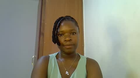 holy_ebony online show from 7, 5, 2026