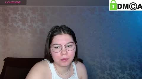 Welcome guys  Pleasure to see you all here  My name is MichaelaTip menu is active Private is open  online show from 3, 2, 2025