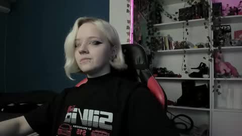 holy_mistresss online show from 12, 11, 2025