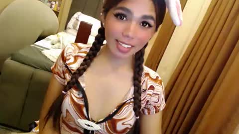 Snapshot of holy_molly1 chatting on 3, 6, 2026 holy_molly1 online show from 3, 6, 2026