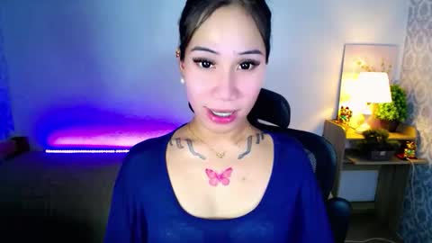 holy_samyx online show from 5, 10, 2025