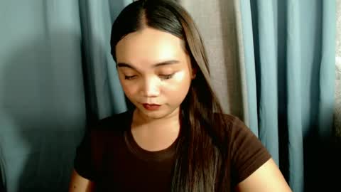 Snapshot of holy_shine chatting on 19, 6, 2026 Bella online show from 19, 6, 2026