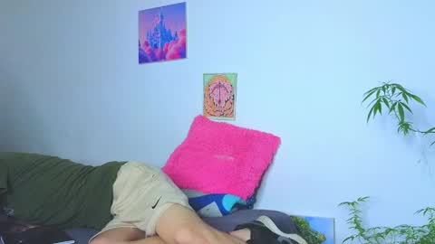 Snapshot of holy_taby_ chatting on 4, 5, 2026 online show from 4, 5, 2026