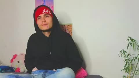 Snapshot of holy_taby_ chatting on 8, 5, 2026 online show from 8, 5, 2026