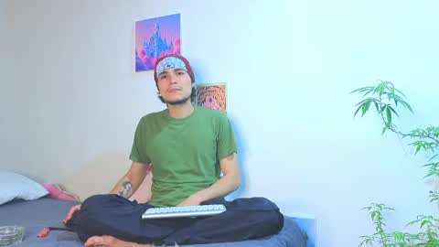 Snapshot of holy_taby_ chatting on 13, 5, 2026 online show from 13, 5, 2026