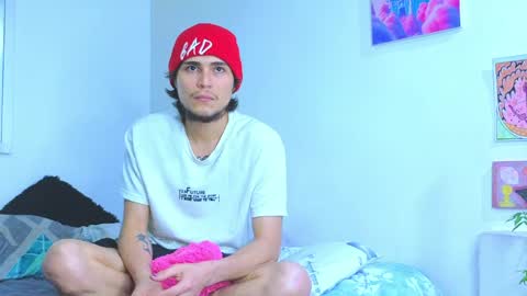 Snapshot of holy_taby_ chatting on 8, 6, 2026 online show from 8, 6, 2026