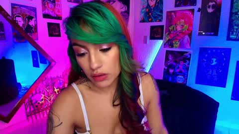 Snapshot of holyeva chatting on 30, 1, 2025 online show from 30, 1, 2025