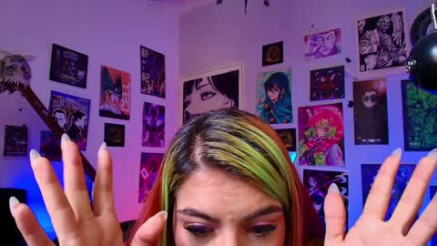 Snapshot of holyeva chatting on 4, 2, 2025 online show from 4, 2, 2025