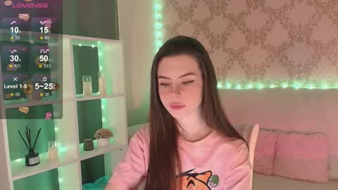 Mia online show from 3, 2, 2026