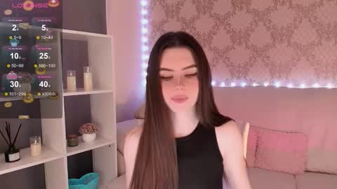 Mia online show from 12, 3, 2026