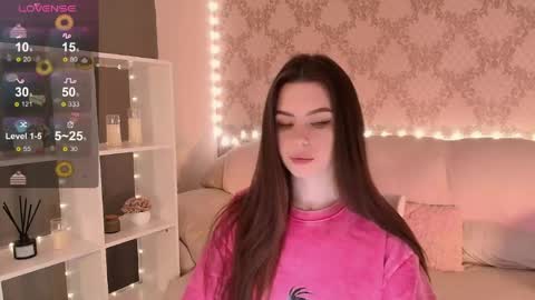 Snapshot of holymiax chatting on 27, 4, 2026 Mia online show from 27, 4, 2026
