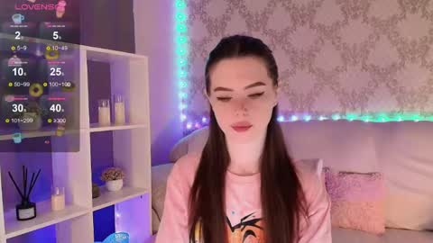 Snapshot of holymiax chatting on 8, 5, 2026 Mia online show from 8, 5, 2026