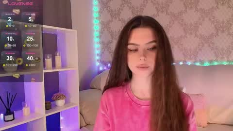 Snapshot of holymiax chatting on 18, 5, 2026 Mia online show from 18, 5, 2026