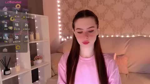 Snapshot of holymiax chatting on 23, 6, 2026 Mia online show from 23, 6, 2026
