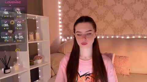 Snapshot of holymiax chatting on 11, 7, 2026 Mia online show from 11, 7, 2026