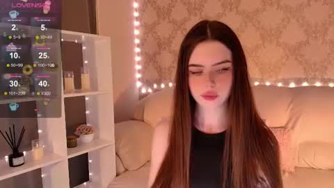 Snapshot of holymiax chatting on 19, 7, 2026 Mia online show from 19, 7, 2026