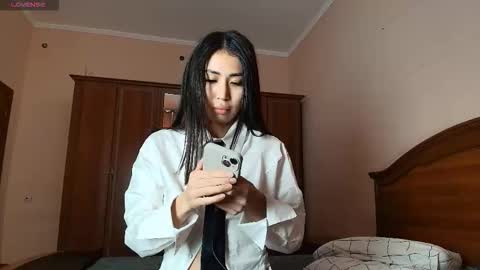 homura_ayanami online show from 26, 11, 2025