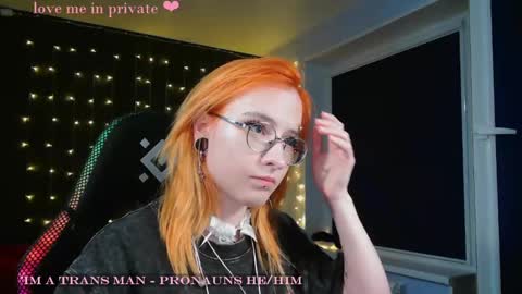 Honelints boyblonde hair AsterMIntfemboybrown hair online show from 20, 1, 2025