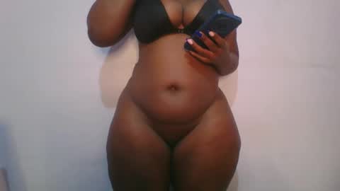 honey_beb online show from 12, 10, 2025