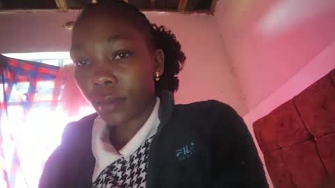Snapshot of honey_bunny0 chatting on 12, 10, 2025 honey_bunny0 online show from 12, 10, 2025