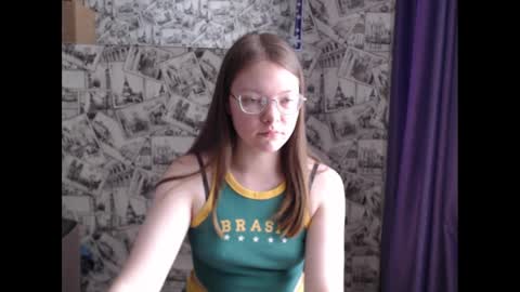 Snapshot of honey_mood chatting on 13, 2, 2025 Lina online show from 13, 2, 2025