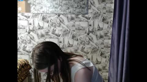 Snapshot of honey_mood chatting on 25, 2, 2025 Lina online show from 25, 2, 2025