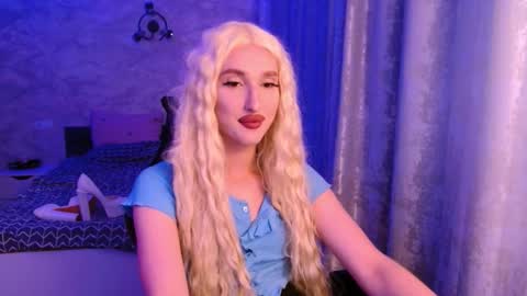 Snapshot of honey_sunset chatting on 26, 9, 2025 honey_sunset online show from 26, 9, 2025