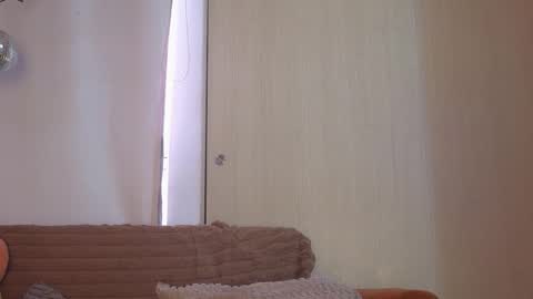 Honey-Sweett online show from 15, 11, 2025