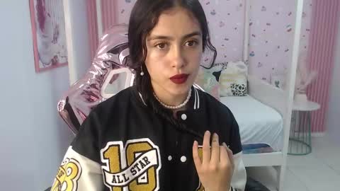 Snapshot of honey_torres_sub chatting on 14, 12, 2024 HONEY online show from 14, 12, 2024