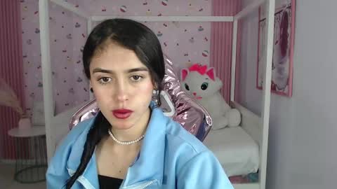 Snapshot of honey_torres_sub chatting on 4, 1, 2025 HONEY online show from 4, 1, 2025