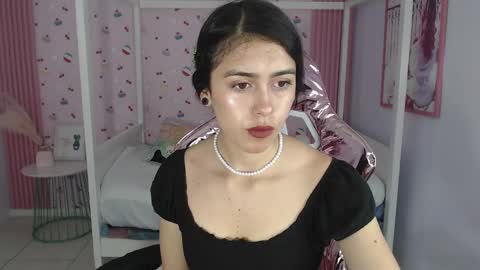 Snapshot of honey_torres_sub chatting on 7, 1, 2025 HONEY online show from 7, 1, 2025