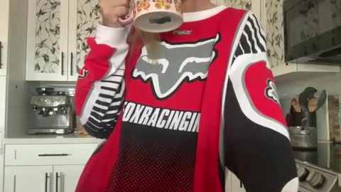 honeybun_z online show from 12, 10, 2025