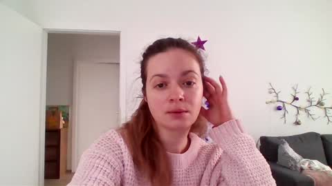 HoneyCarrol online show from 17, 12, 2024