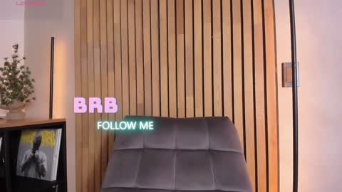 Sofia independent model online show from 23, 12, 2024