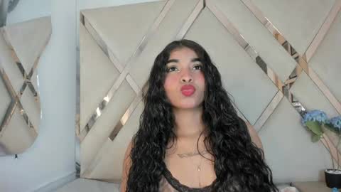 Snapshot of honeyht chatting on 28, 5, 2026 honeyht online show from 28, 5, 2026